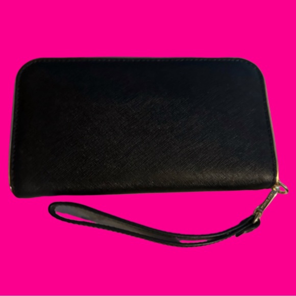 Michael Kors wallet black with gold trim - Picture 2 of 6